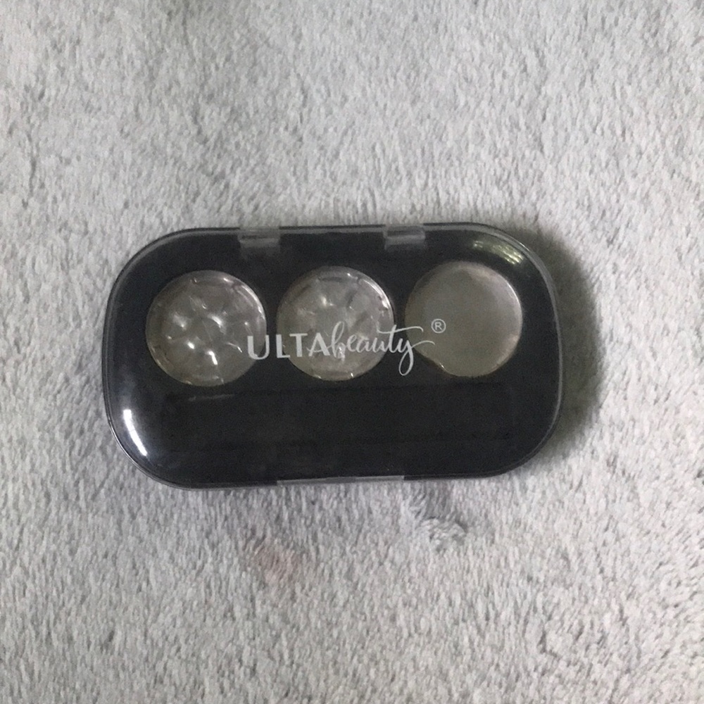 Eyebrow bowser set container